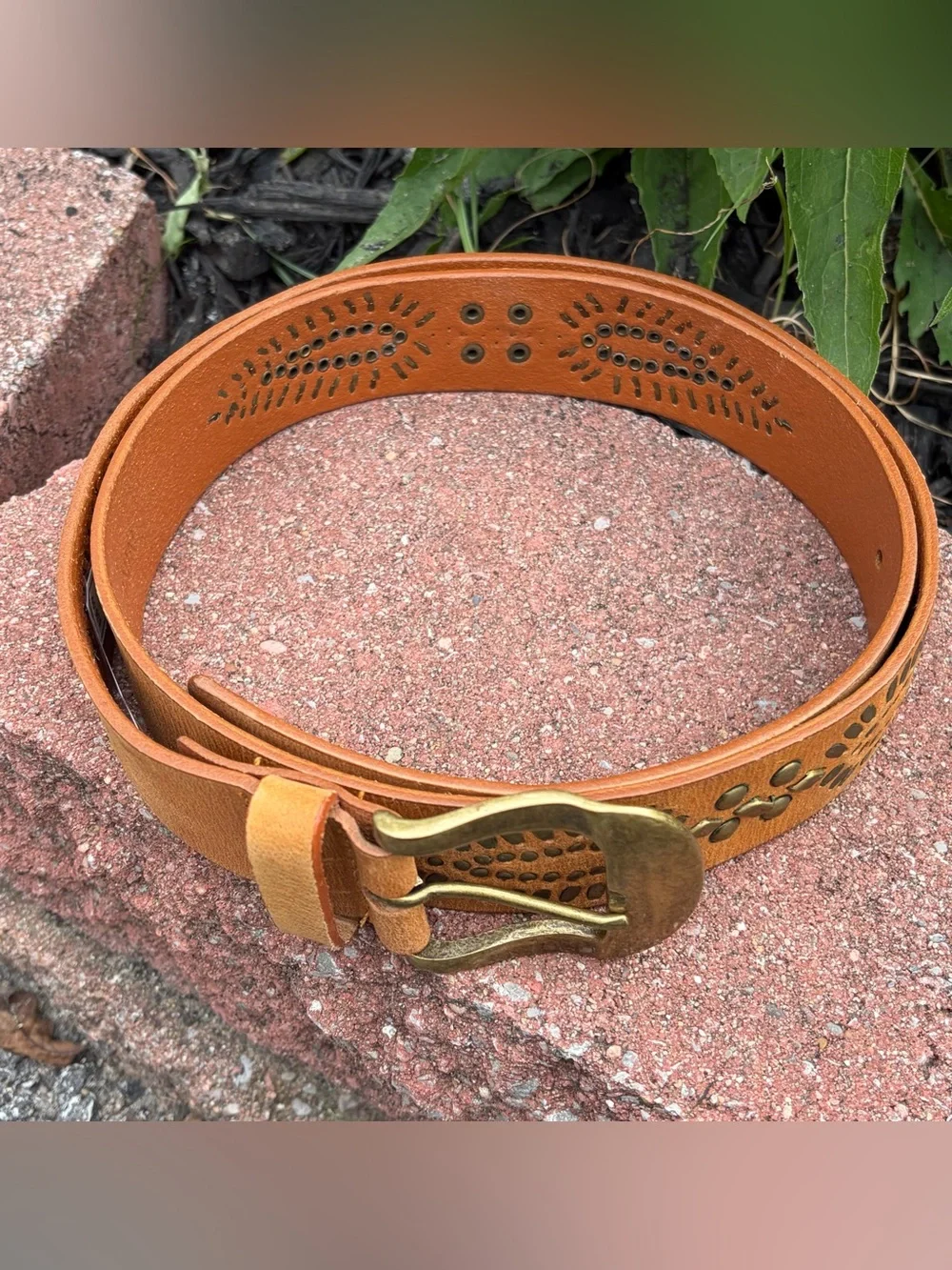 Vintage Nine West Y2K Festival Brown Leather Studded Belt Size XL 38-42” Waist